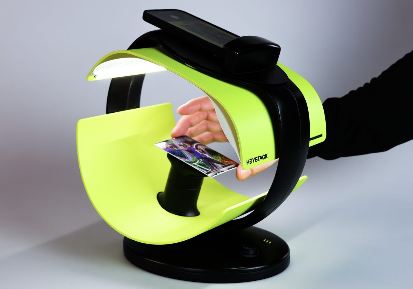 A card being imaged on the Heystack One